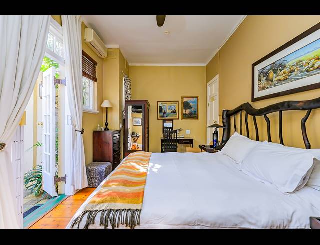 7 BEDROOM HOUSE FOR SALE IN ESSENWOOD